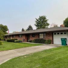 Duplex-window-washing-in-Spokane-Valley-WA 0